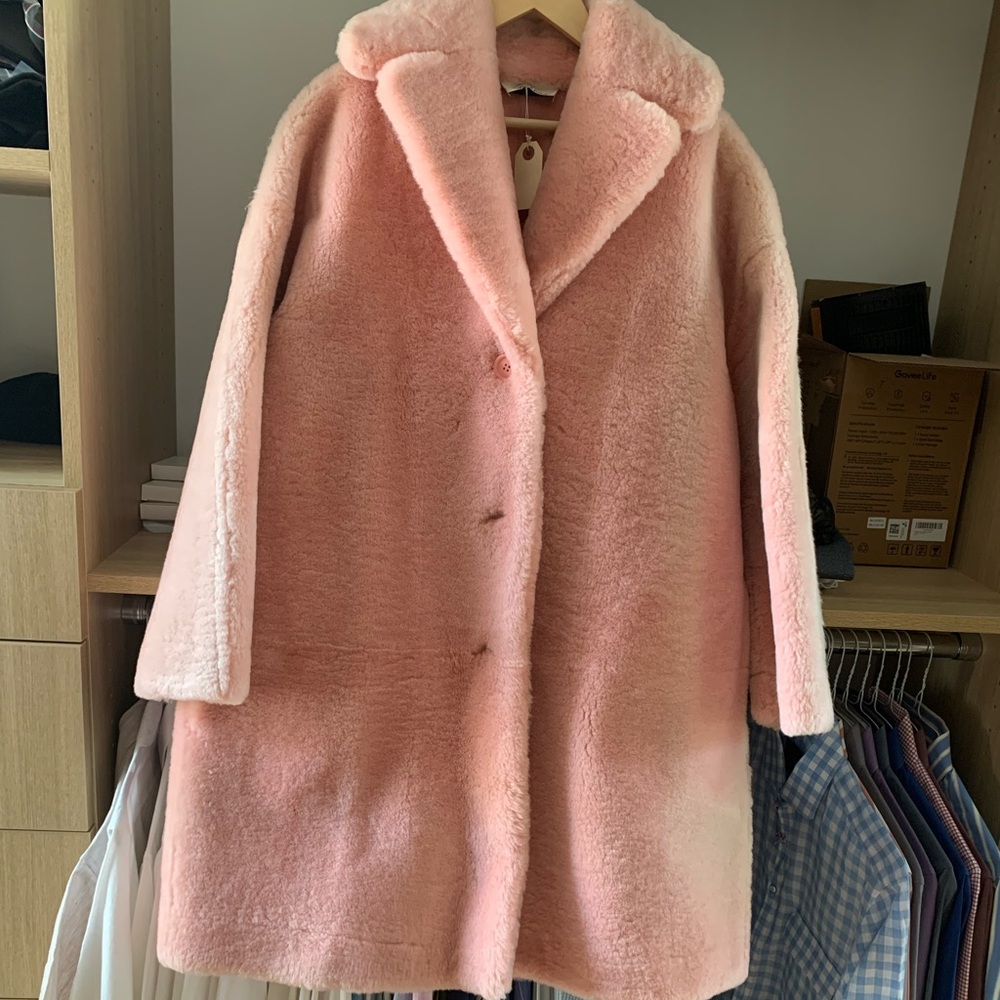 NWT Mansur Gabriel 100%Sharling Pink Coat sz 42